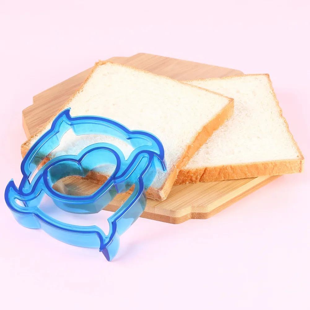 Sandwich Cutters Mould Food To – обзор и цена Kitchen Kids Baking Set